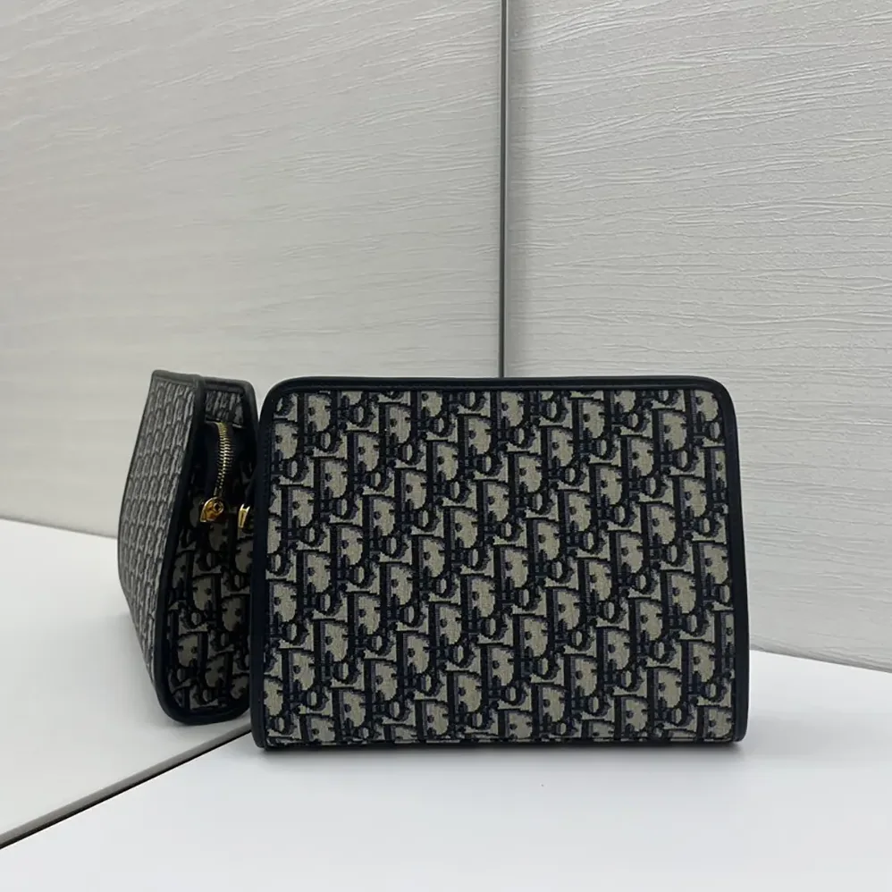 Dior 30 Montaigne Dea Pouch Blue Dior Oblique Jacquard for Women Dior 30 Montaigne Dea Pouch Blue Dior Oblique Jacquard for Women