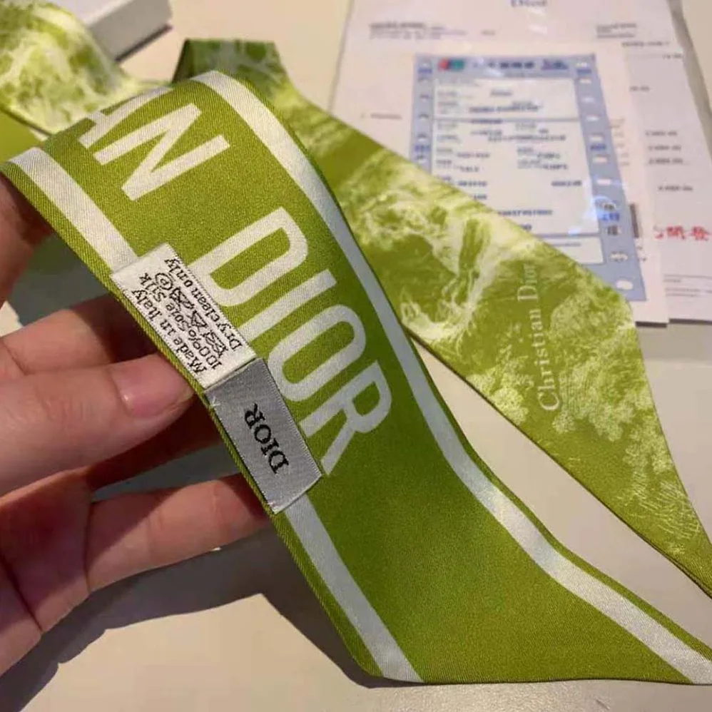 Dior Toile DE Jouy Reverse Mitzah Scarf Silk Twill for Women in Lime Dior Toile DE Jouy Reverse Mitzah Scarf Silk Twill for Women in Lime