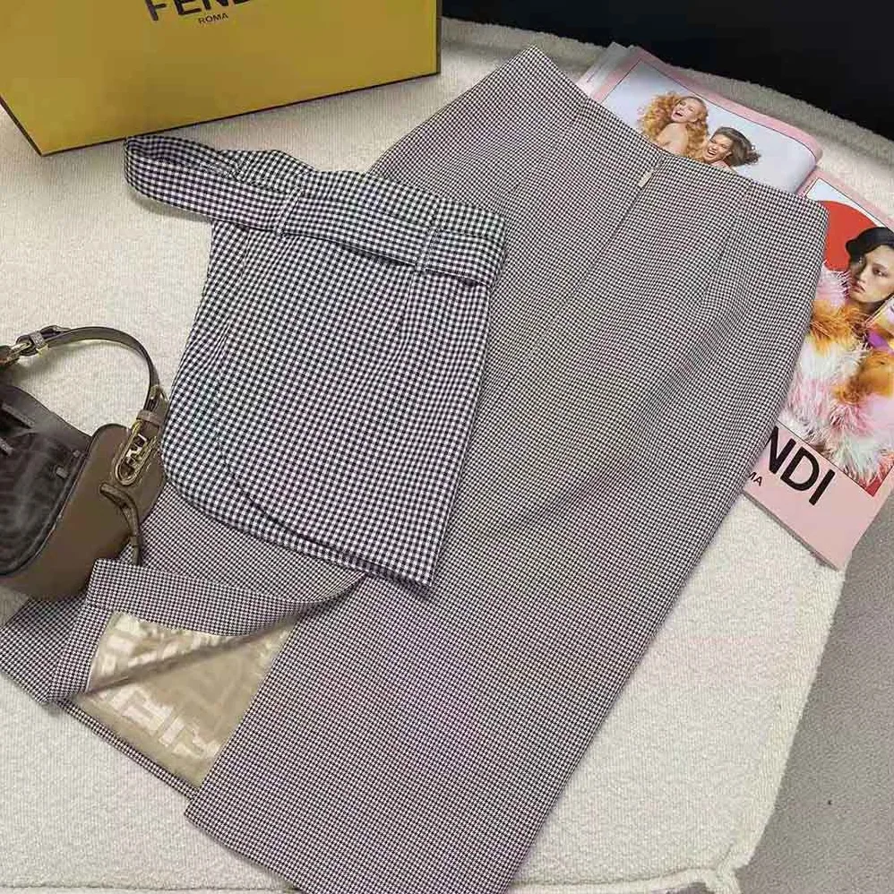 Fendi Beige Houndstooth Wool Skirt for Women
