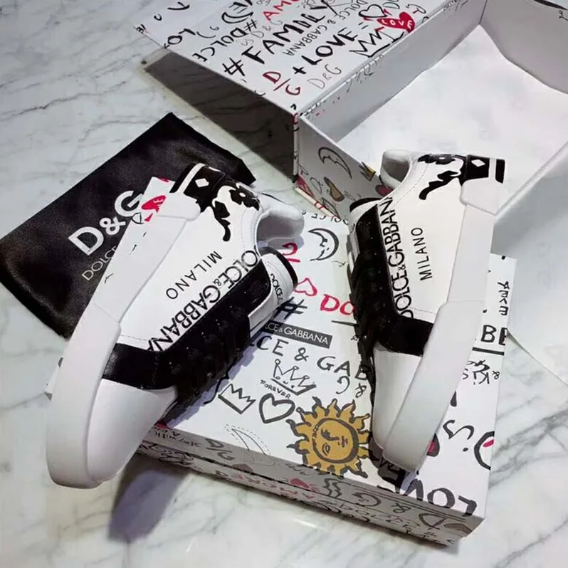 Dolce Gabbana D&G Shoes Portofino Sneakers in Printed Patent Calfskin for Men in Black