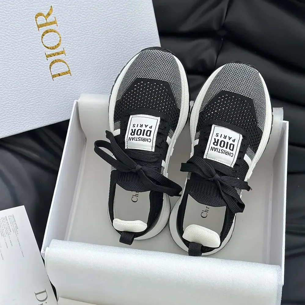Dior Run'n'Dior Sneaker Black and White Technical Mesh for Unisex Dior Run'n'Dior Sneaker Black and White Technical Mesh for Unisex
