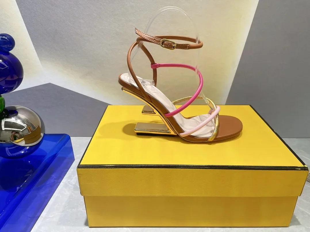 Fendi First Pink Nappa High-Heeled Sandals 8X8274AHIUF1GZU Fendi First Pink Nappa High-Heeled Sandals 8X8274AHIUF1GZU