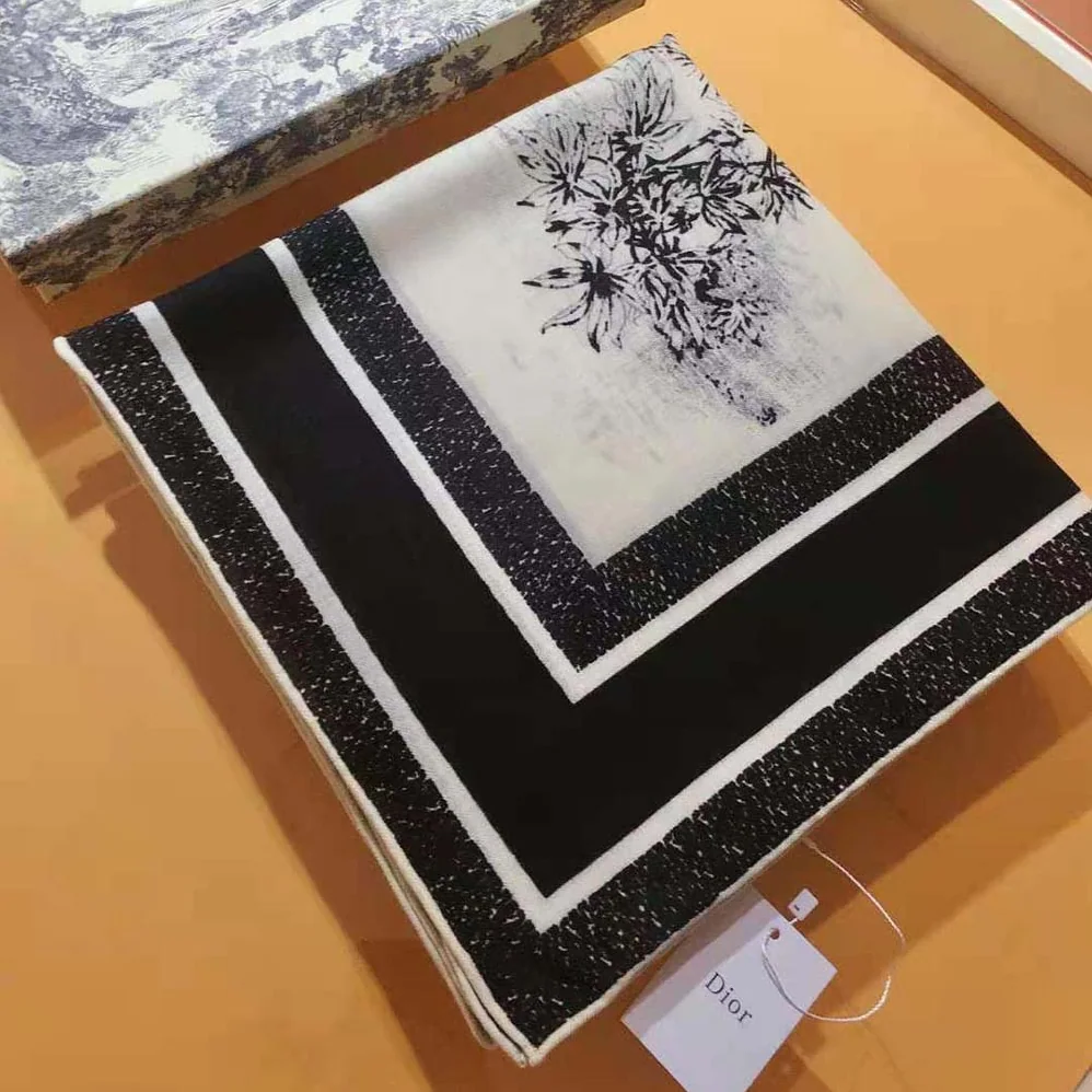 Dior Toile De Jouy Voyage 90 Square Scarf White and Black Silk Twill for Women Dior Toile De Jouy Voyage 90 Square Scarf White and Black Silk Twill for Women