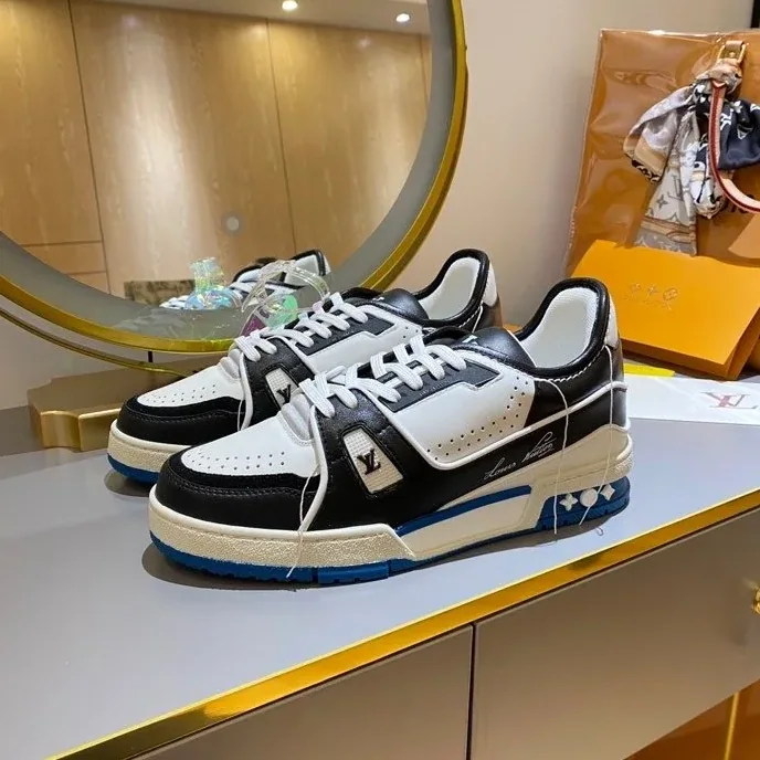Louis Vuitton Trainer Sneaker Black in White Virgil Abloh Louis Vuitton Trainer Sneaker Black in White Virgil Abloh