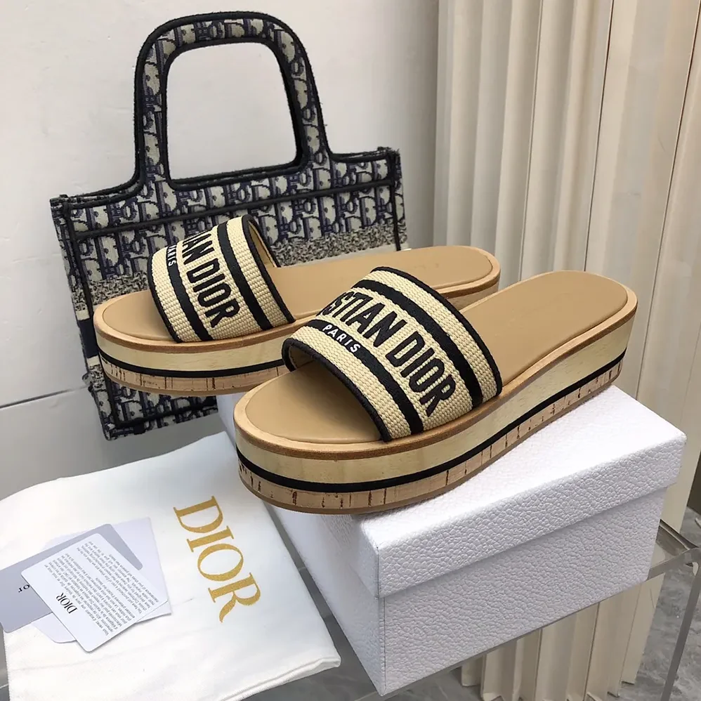 Dior Dway Platform Slide Natural Raffia and Black Embroidered Cotton for Women