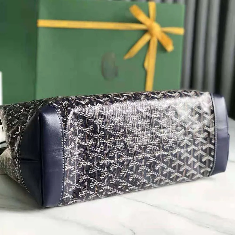 Goyard Bellechasse Biaude PM Bag for Women in Navy Goyard Bellechasse Biaude PM Bag for Women in Navy
