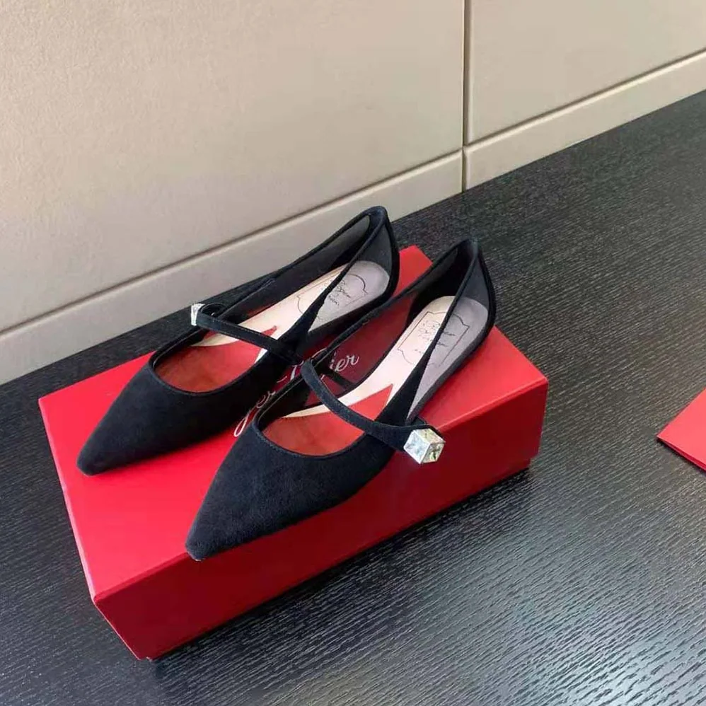 Roger Vivier Babies Ballerinas in Suede for Women in Black Roger Vivier Babies Ballerinas in Suede for Women in Black