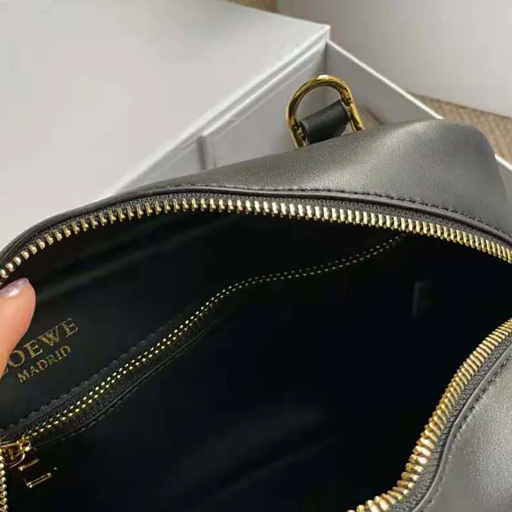 Loewe Amazona 19 Square Bag in Jacquard and Calfskin for Women in Black