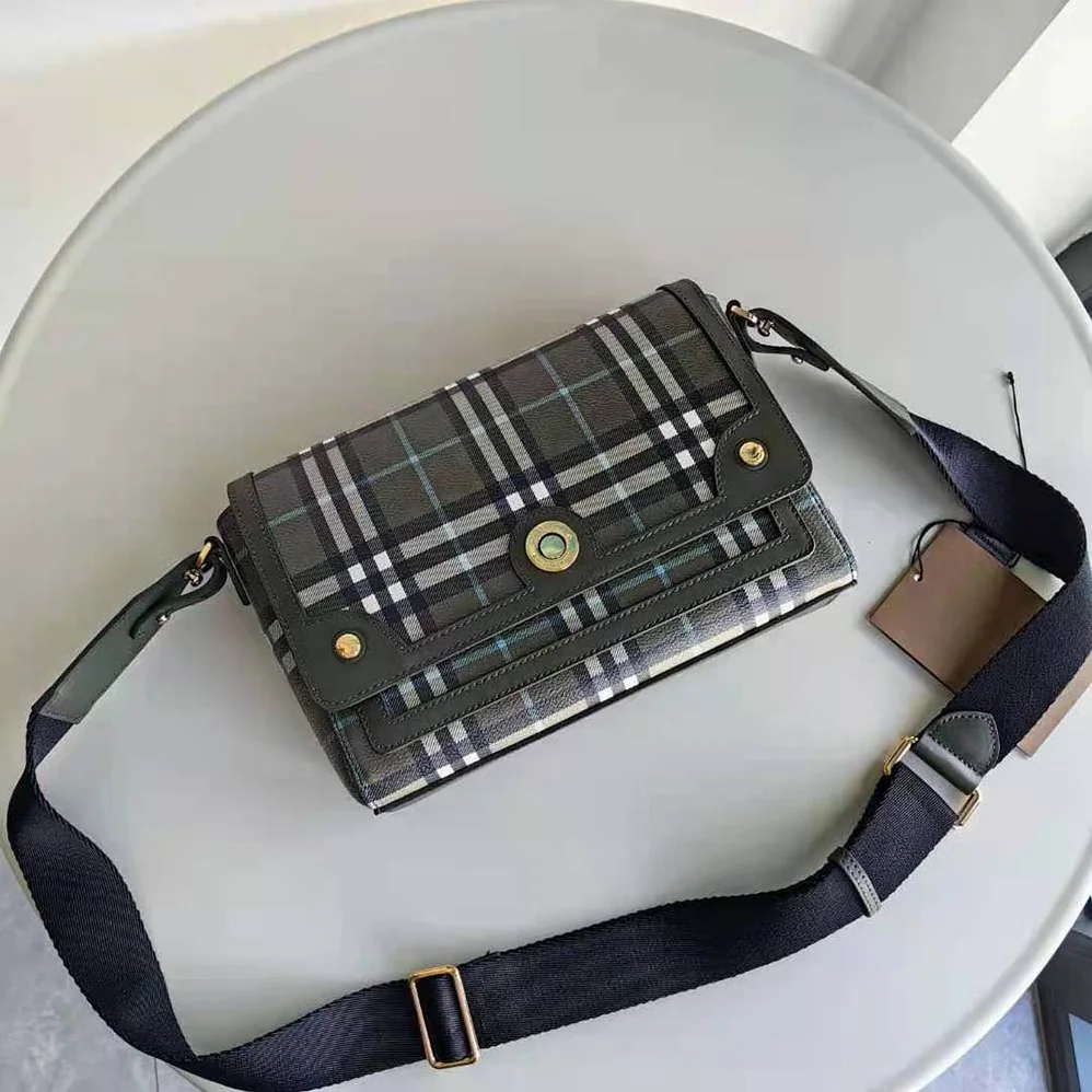 Burberry Note Bag for Women in Green