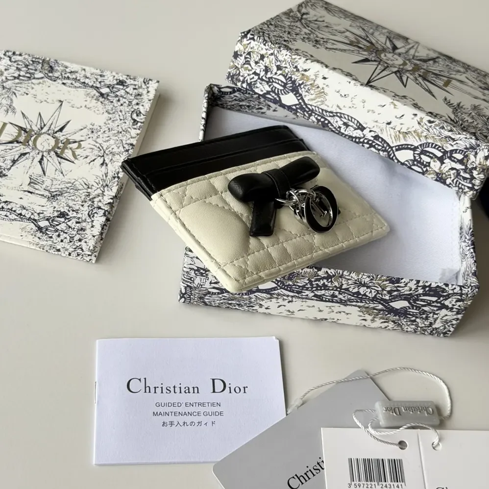 Dior Lady Dior Freesia Card Holder Two-Tone Latte and Black Cannage Lambskin for Women Dior Lady Dior Freesia Card Holder Two-Tone Latte and Black Cannage Lambskin for Women