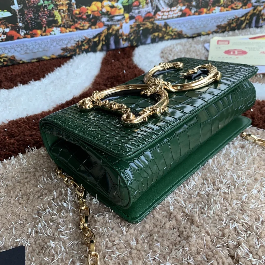 Dolce & Gabbana DG Girls Cross Body Bag Dark Green / Dolce & Gabbana DG Girls Cross Body Bag Dark Green /