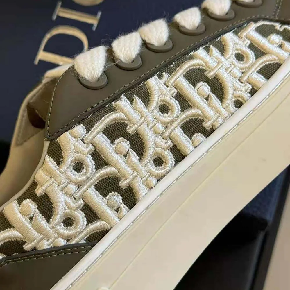 Dior B33 Sneaker – Limited and Numbered Edition Khaki Smooth Calfskin for Men Dior B33 Sneaker – Limited and Numbered Edition Khaki Smooth Calfskin for Men