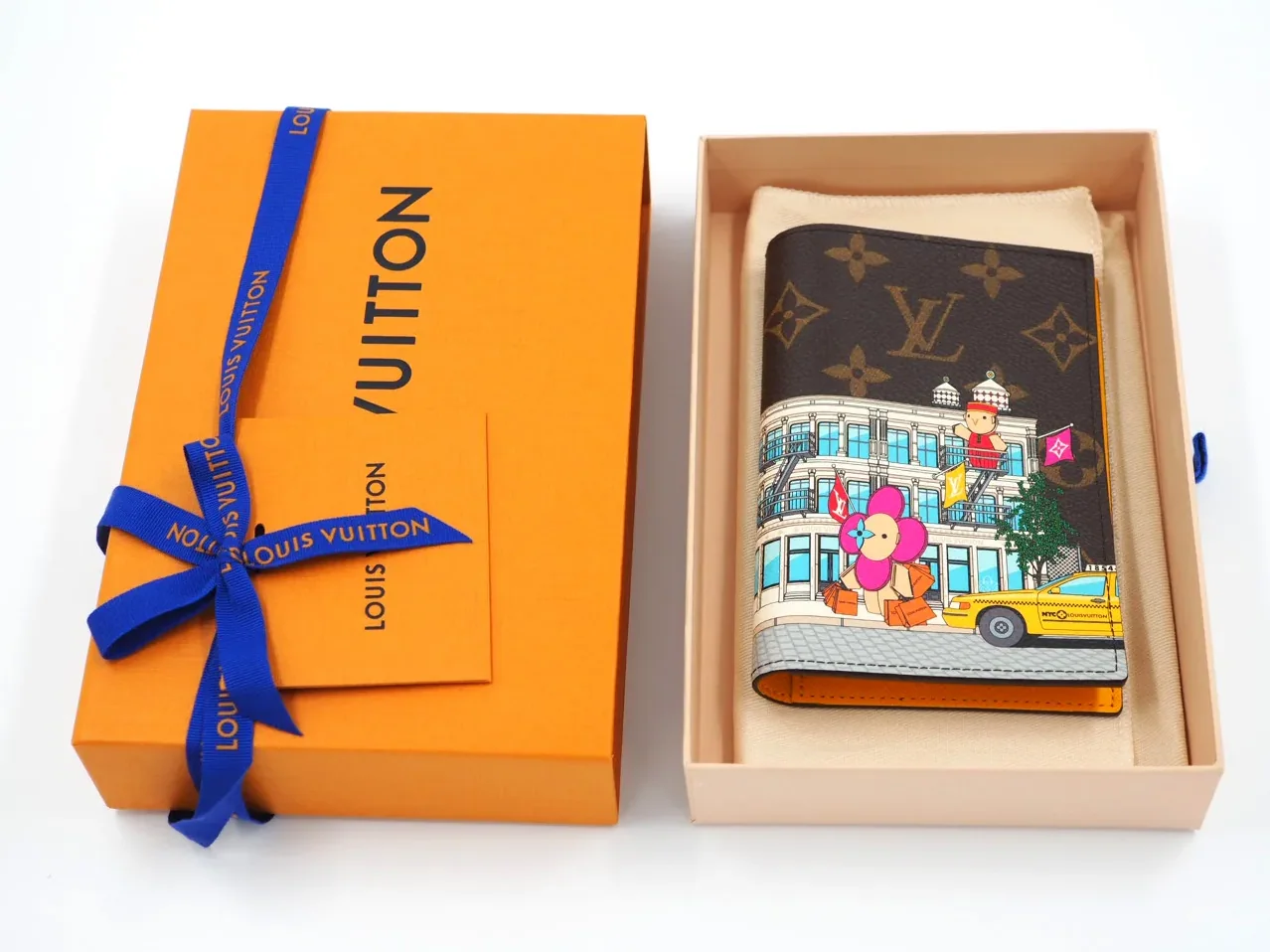 Louis Vuitton Vivienne Passport Cover Monogram Yellow 5.5Inches/