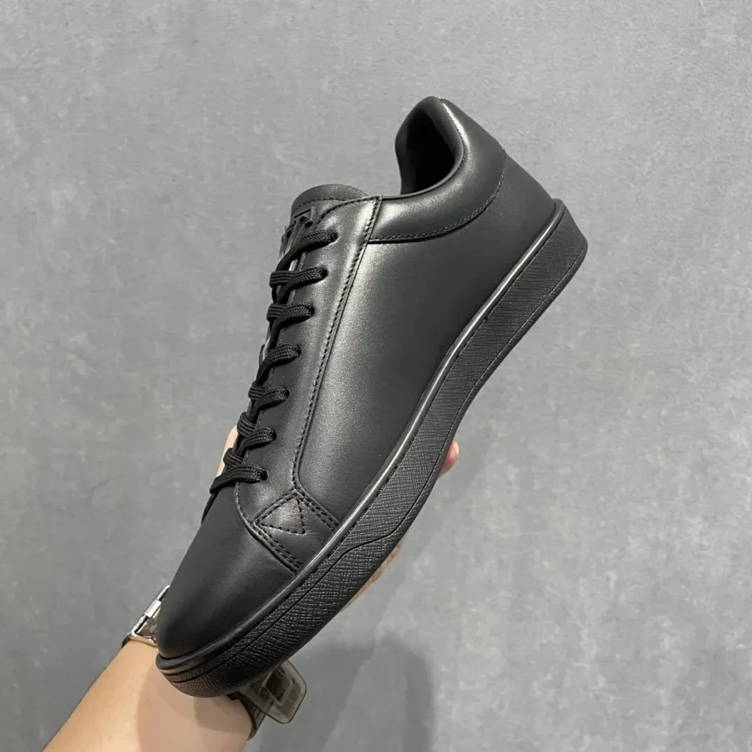 Louis Vuitton Luxembourg Samothrace Sneaker Black