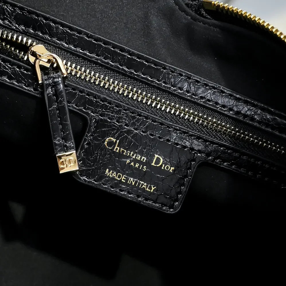 Dior Medium Dior Voyage Bag Black Flat Macrocannage Grained Calfskin for Women Dior Medium Dior Voyage Bag Black Flat Macrocannage Grained Calfskin for Women
