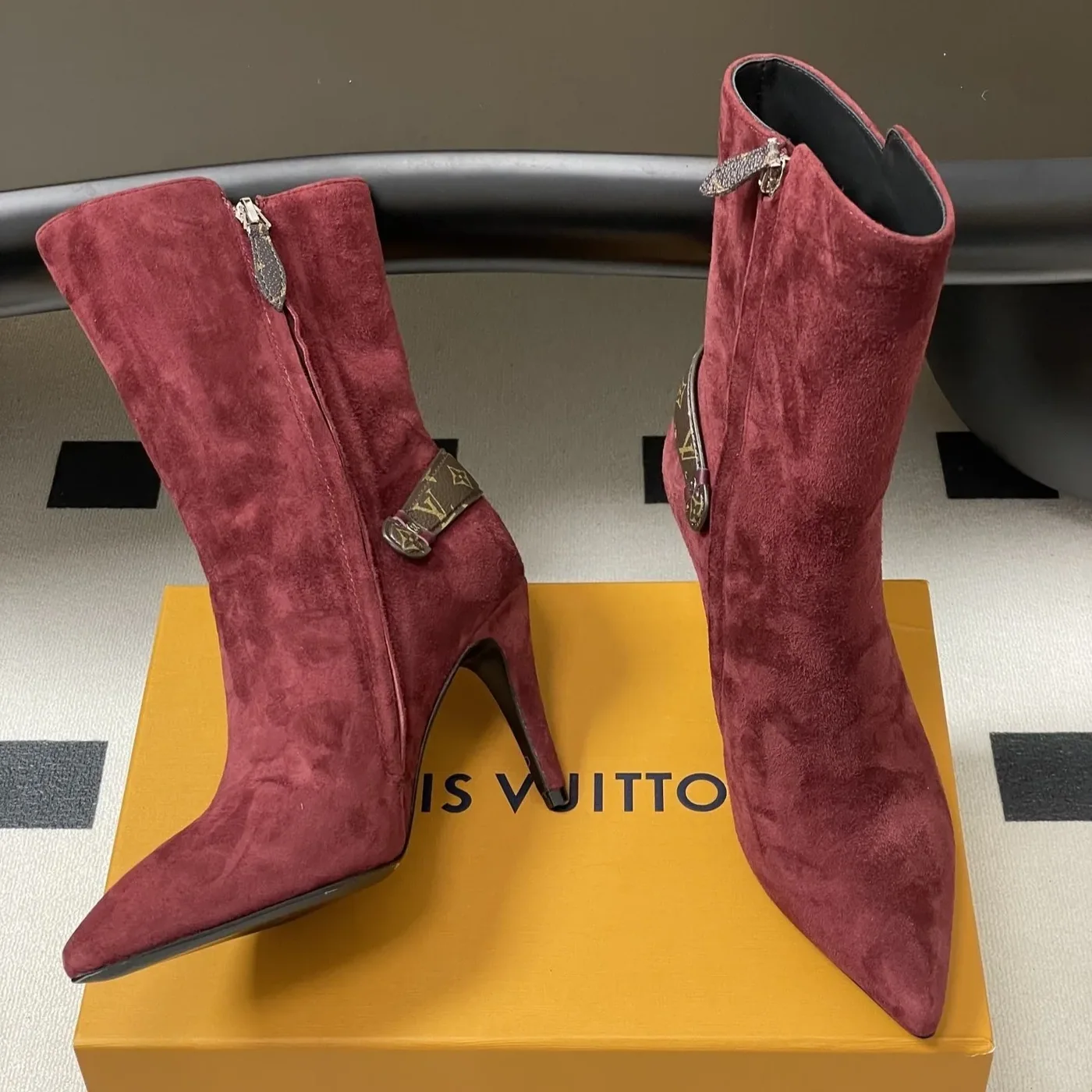 Louis Vuitton Legacy Ankle Boots Bordeaux Red 1AIDZH
