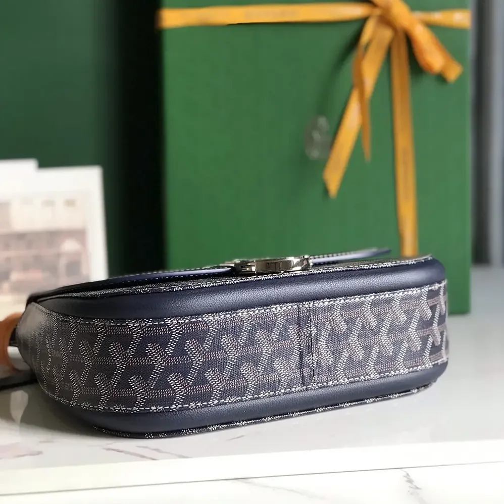 Goyard 233 Bag for Unisex in Navy Blue Goyard 233 Bag for Unisex in Navy Blue