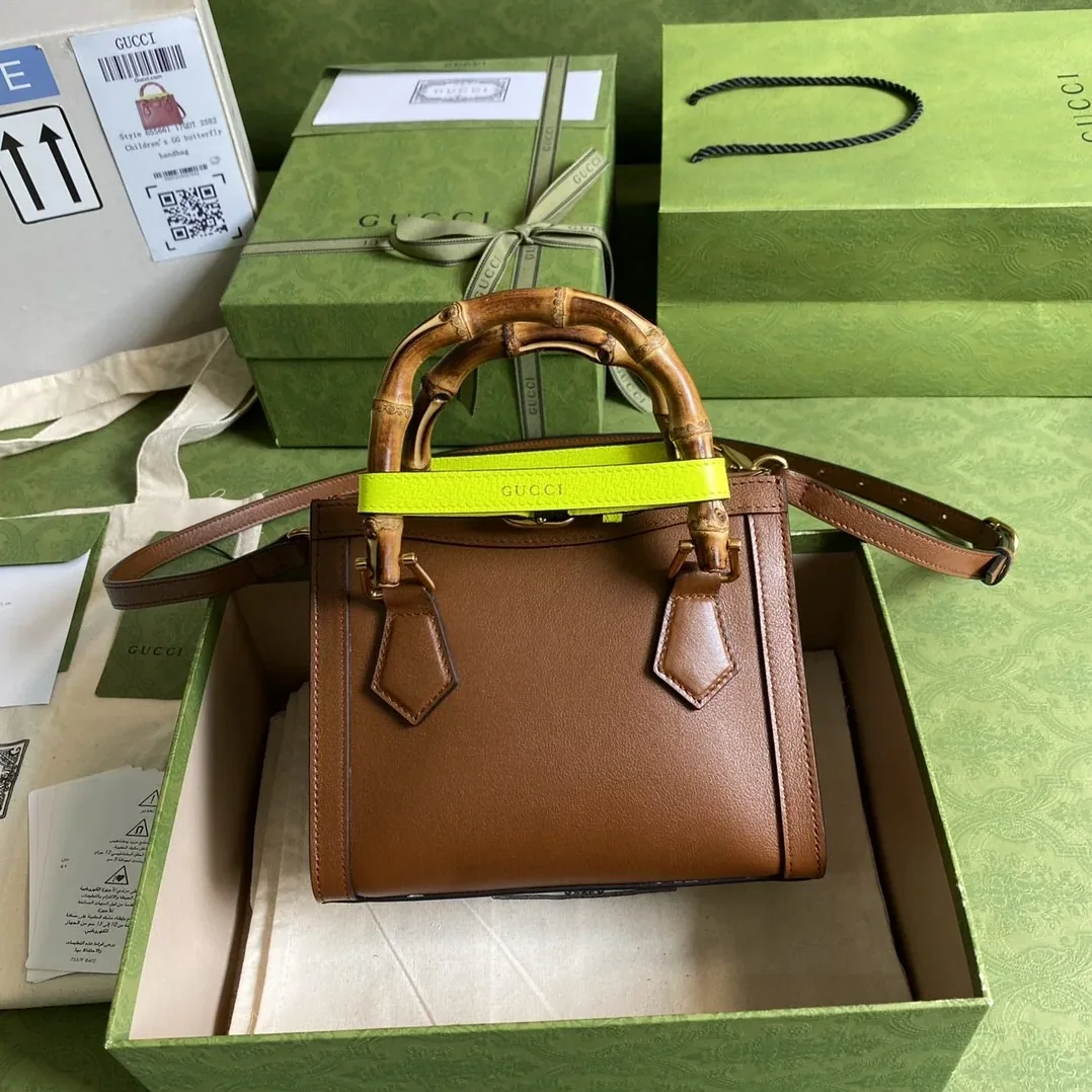 Gucci Diana Mini Tote Bag Brown / GG Gucci Diana Mini Tote Bag Brown / GG