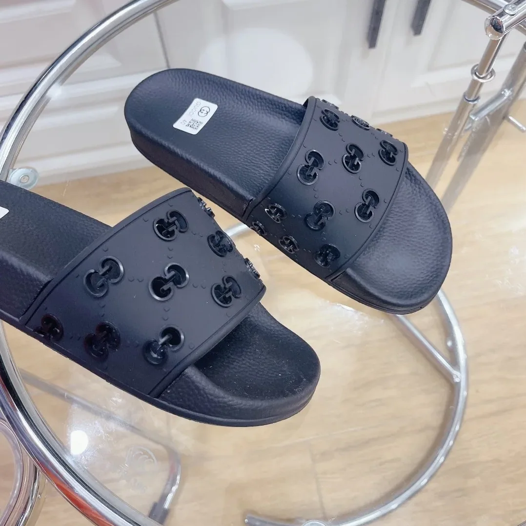 Gucci Rubber GG Slide Sandals Black for Women