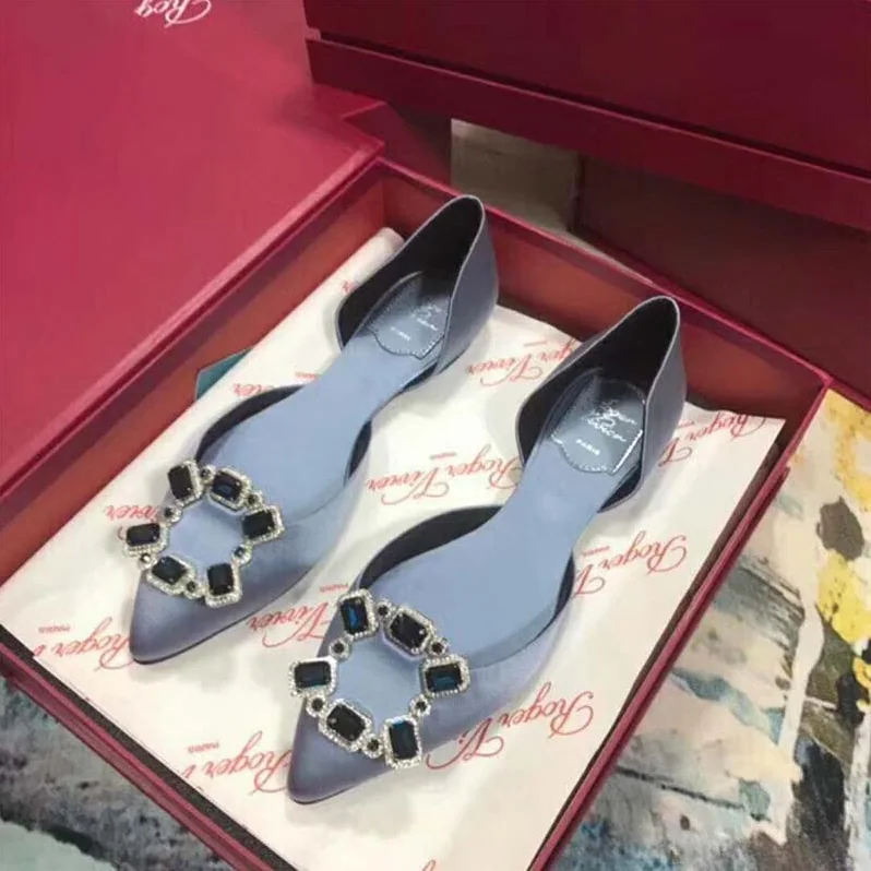 Roger Vivier Shoes Dorsay Crown Jewels Ballerinas for Women in Blue Roger Vivier Shoes Dorsay Crown Jewels Ballerinas for Women in Blue