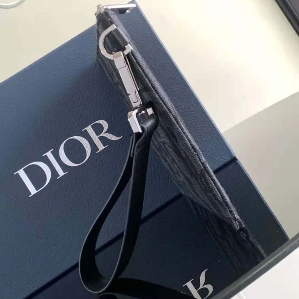 Dior A5 Pouch Black Maxi Dior Oblique Jacquard for Men Dior A5 Pouch Black Maxi Dior Oblique Jacquard for Men