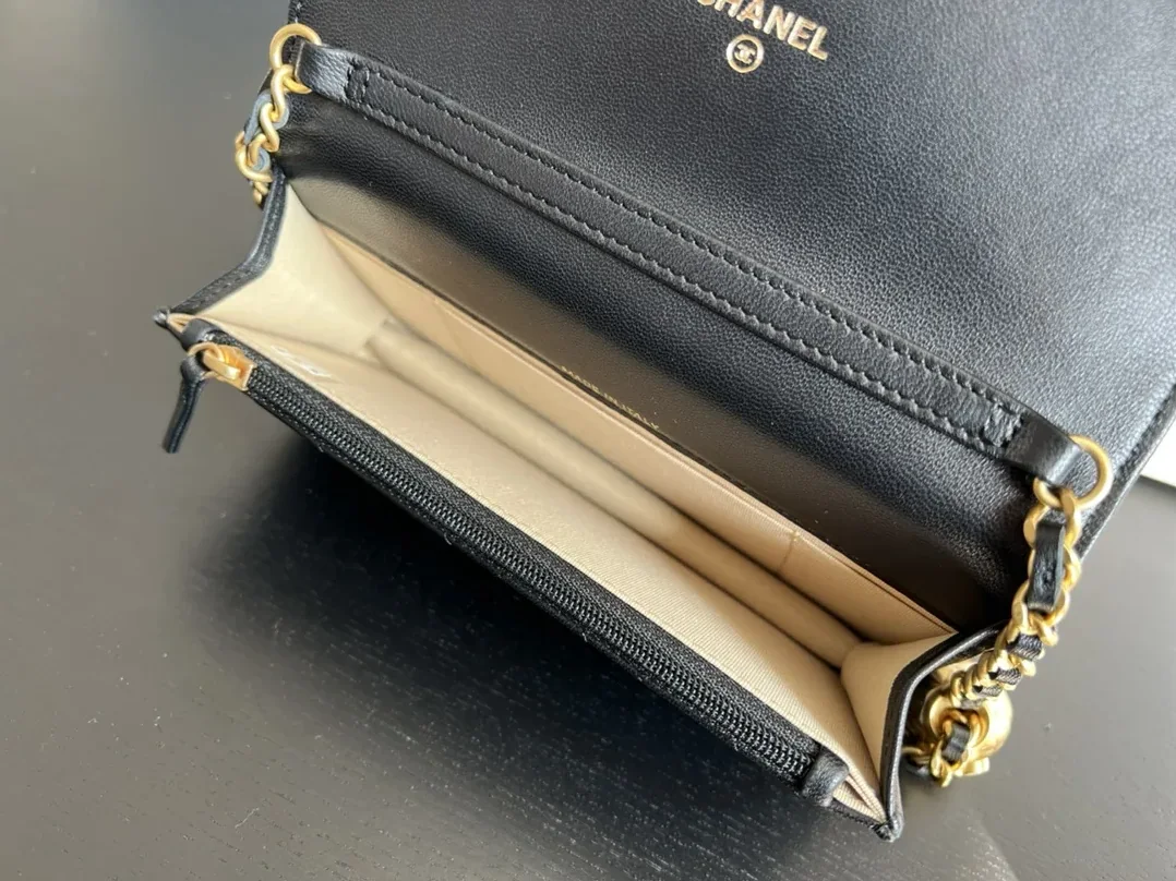 Chanel CC Wallet On Chain Bag Black /