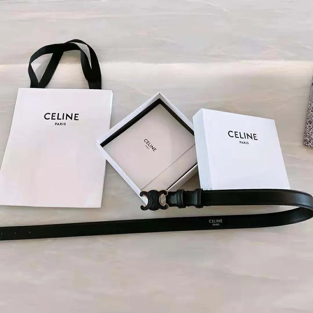 Celine Medium Cuir Triomphe Belt in Natural Calfskin for Women in Black Celine Medium Cuir Triomphe Belt in Natural Calfskin for Women in Black