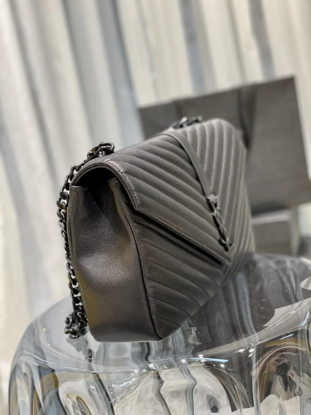 Saint Laurent College Large Chain Bag Black With Metal Toned Hardware in YSL Saint Laurent College Large Chain Bag Black With Metal Toned Hardware in YSL