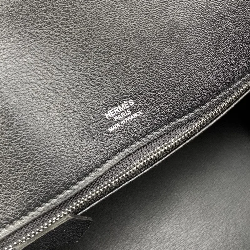 Hermes Birkin Top Handle Bag in Etoupe Shadow Black Hermes Birkin Top Handle Bag in Etoupe Shadow Black
