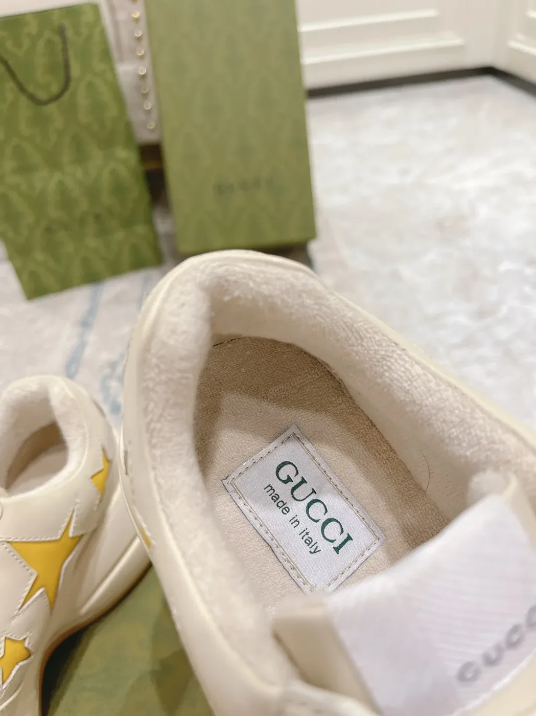 Gucci Rhyton Sneaker With Stars White