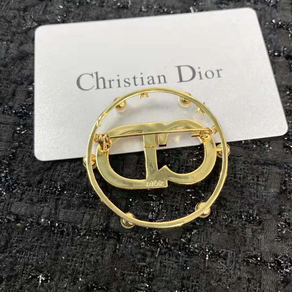 Dior Clair D Lune Brooch Gold for Women in Finish Metal