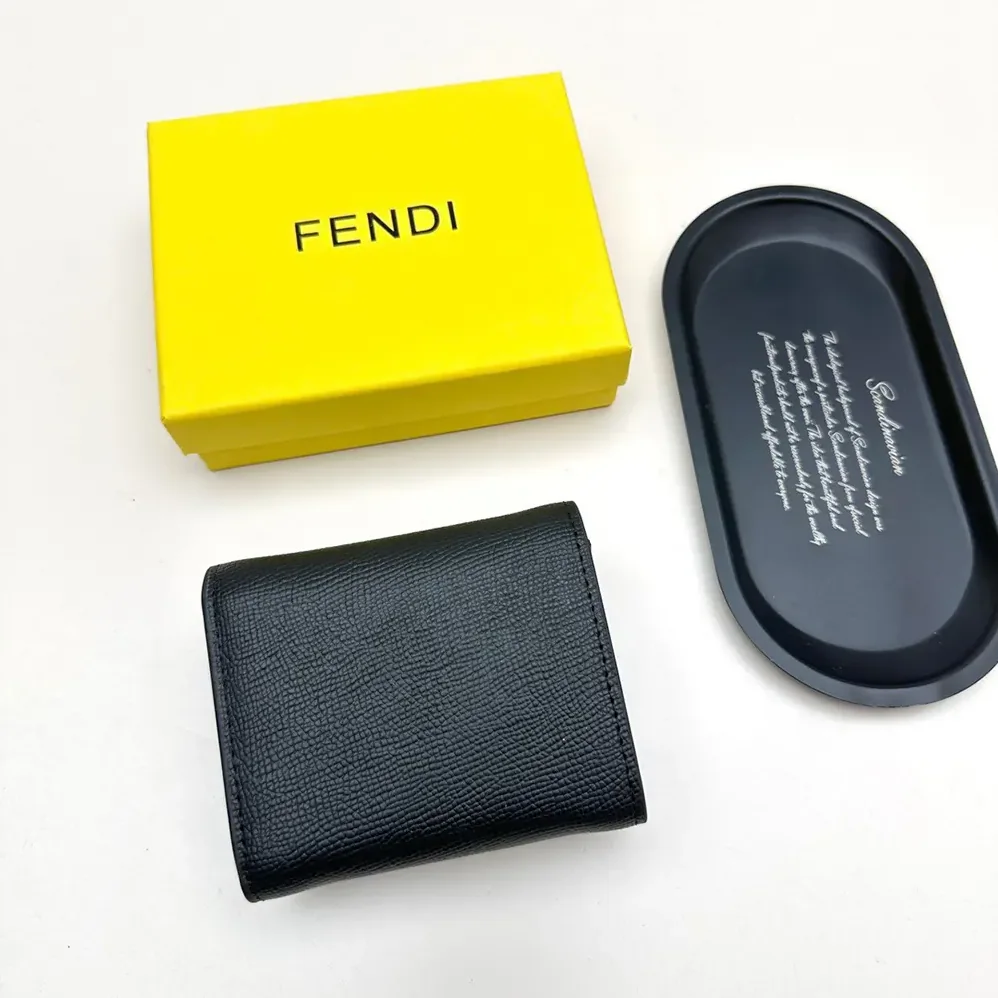 Fendi FF Diamonds Wallet Black Leather Wallet for Unisex