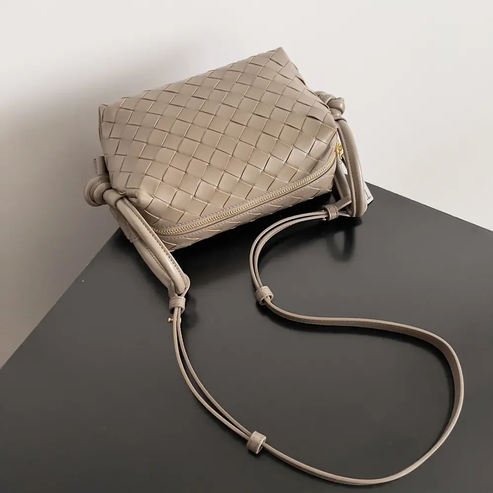Bottega Veneta Top Handle Loop in Intrecciato Leather for Women in Chocolate Bottega Veneta Top Handle Loop in Intrecciato Leather for Women in Chocolate