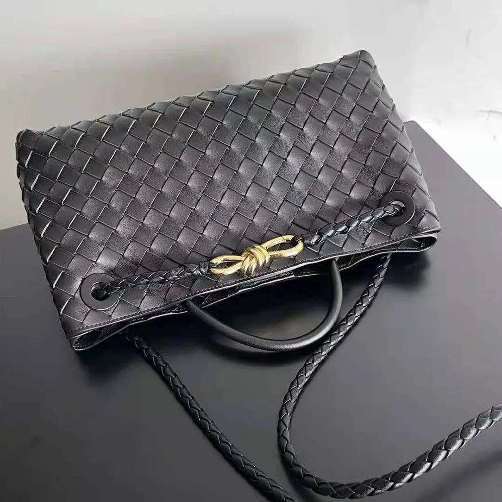 Bottega Veneta Small East/West Andiamo for Women in Black