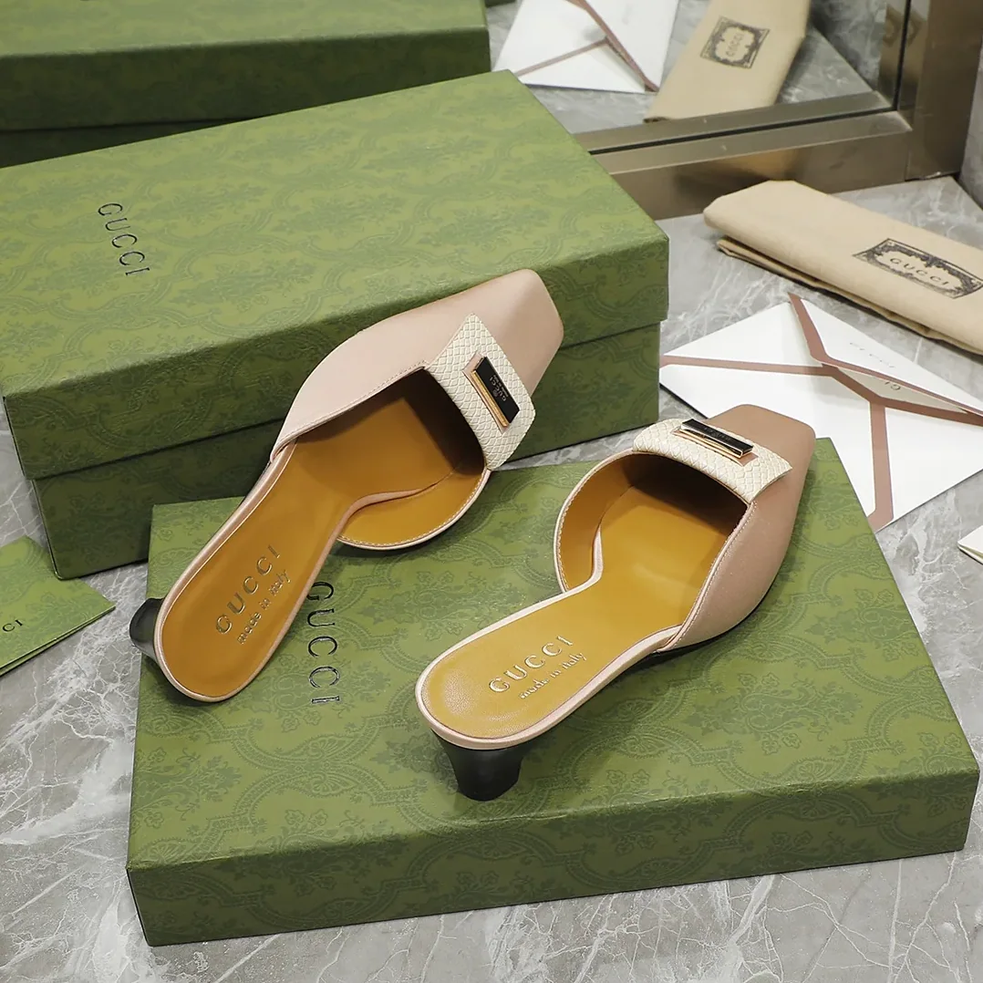 Gucci Slipper Sandals Pink Gucci Slipper Sandals Pink