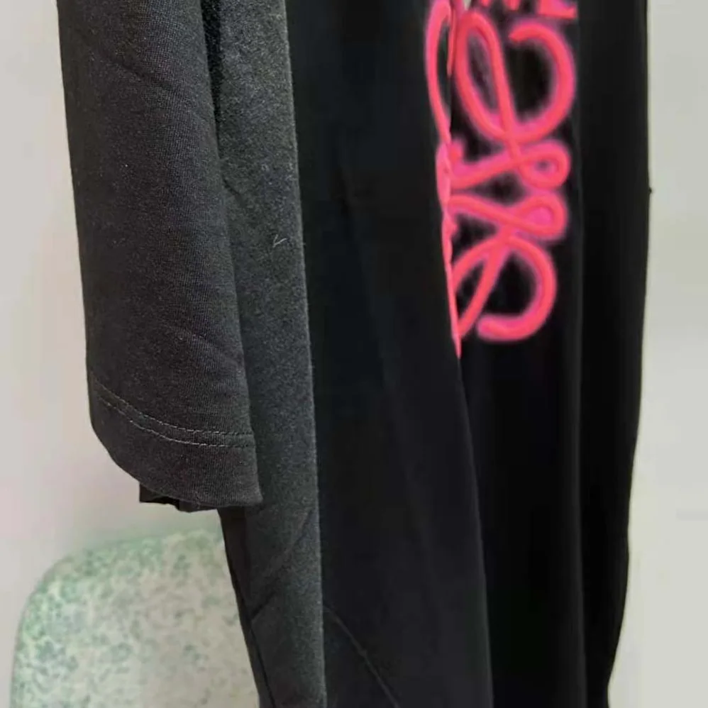 Loewe LOEWE Neon T-shirt in Cotton for Women in Black/Pink
