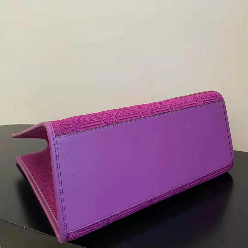 Fendi Sunshine Medium FF Fabric Shopper for Women in Purple Fendi Sunshine Medium FF Fabric Shopper for Women in Purple