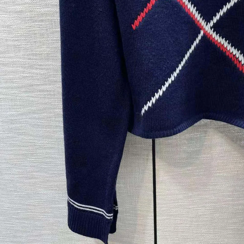 Loewe Cropped Argyle Sweater in Wool for Women in Navy Loewe Cropped Argyle Sweater in Wool for Women in Navy