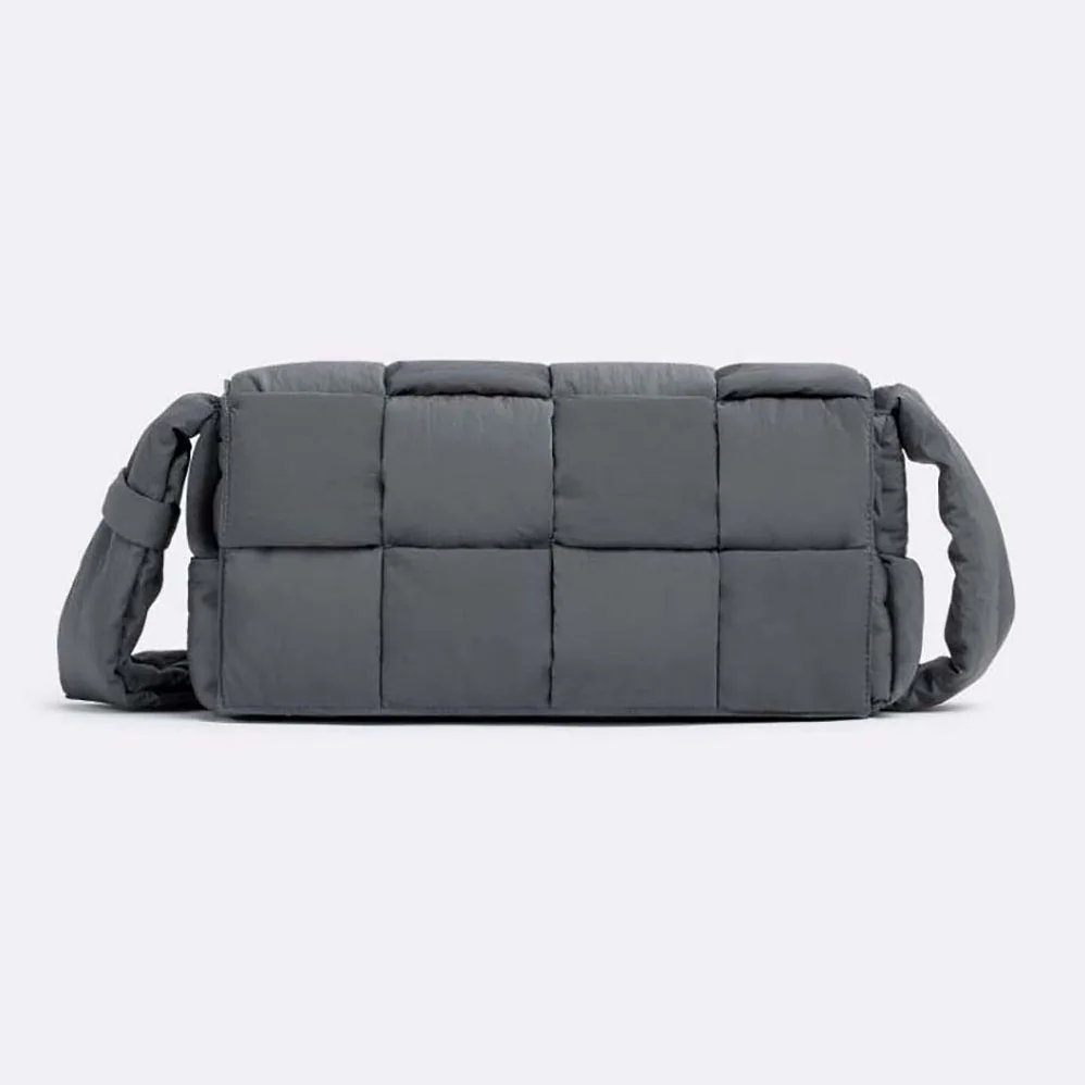 Bottega Veneta Padded Tech Cassette Medium Padded Intreccio Nylon Crossbody Bag for Men in Gray Bottega Veneta Padded Tech Cassette Medium Padded Intreccio Nylon Crossbody Bag for Men in Gray