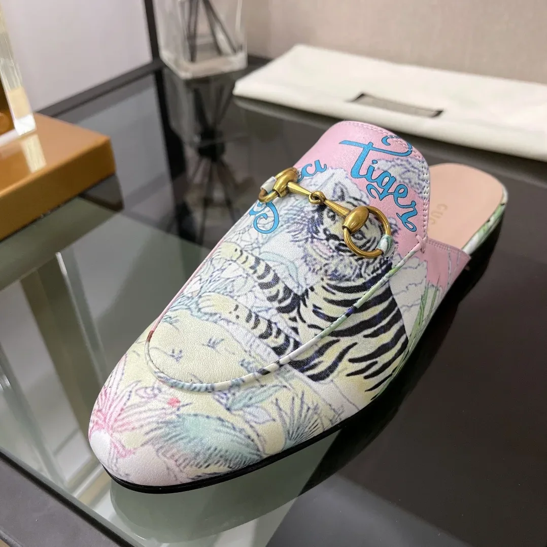 Gucci GG Princetown Slipper With Tiger White for Women Gucci GG Princetown Slipper With Tiger White for Women