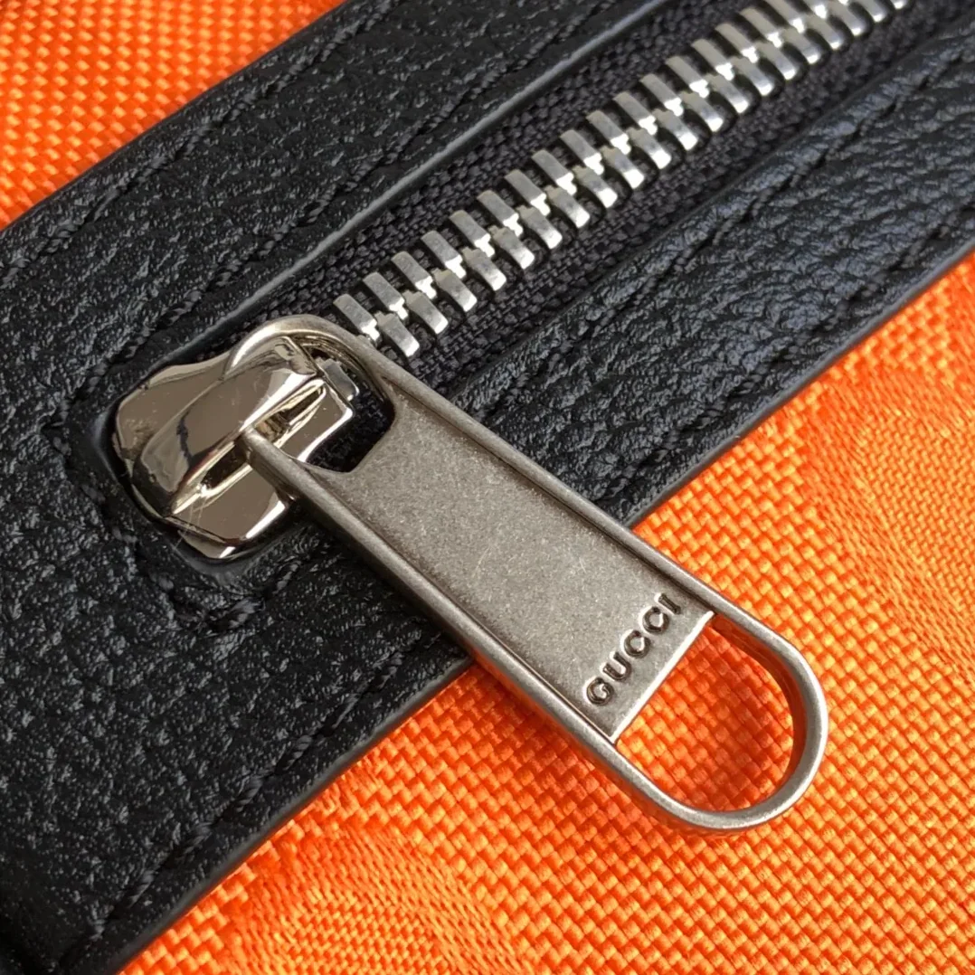 Gucci Gucci Off The Grid Belt Bag Orange GG ECONYL® / Gucci Gucci Off The Grid Belt Bag Orange GG ECONYL® /