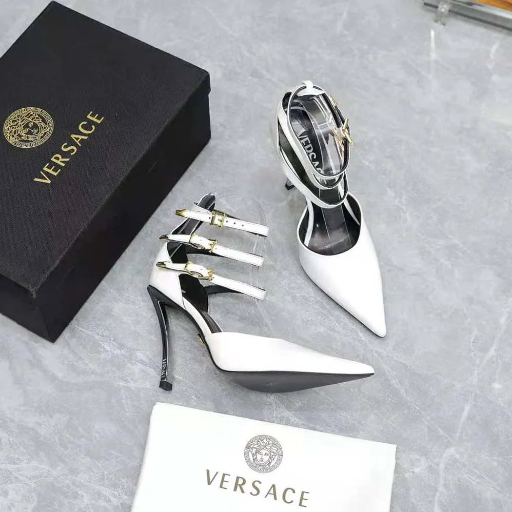 Versace Pin-Point Pumps in Calf Leather for Women in White Versace Pin-Point Pumps in Calf Leather for Women in White