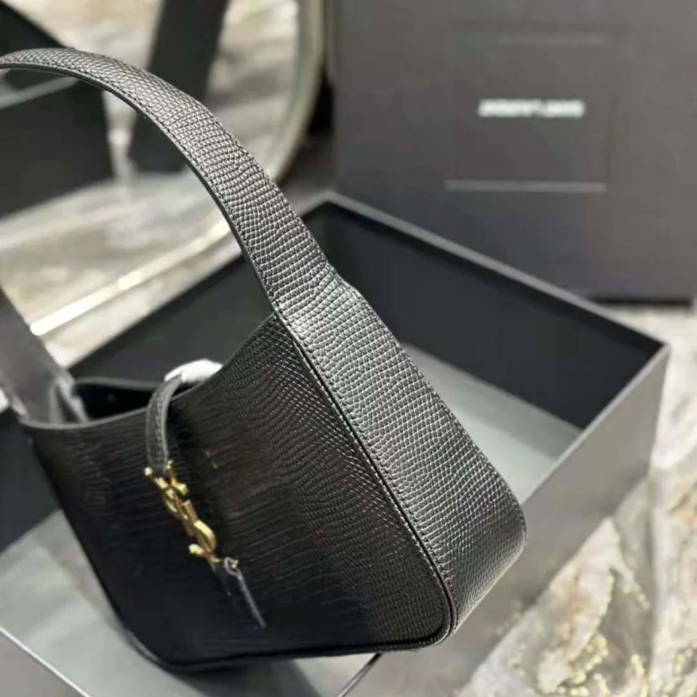 Saint Laurent YSL Le 5 à 7 Mini in Lizard for Women in Black
