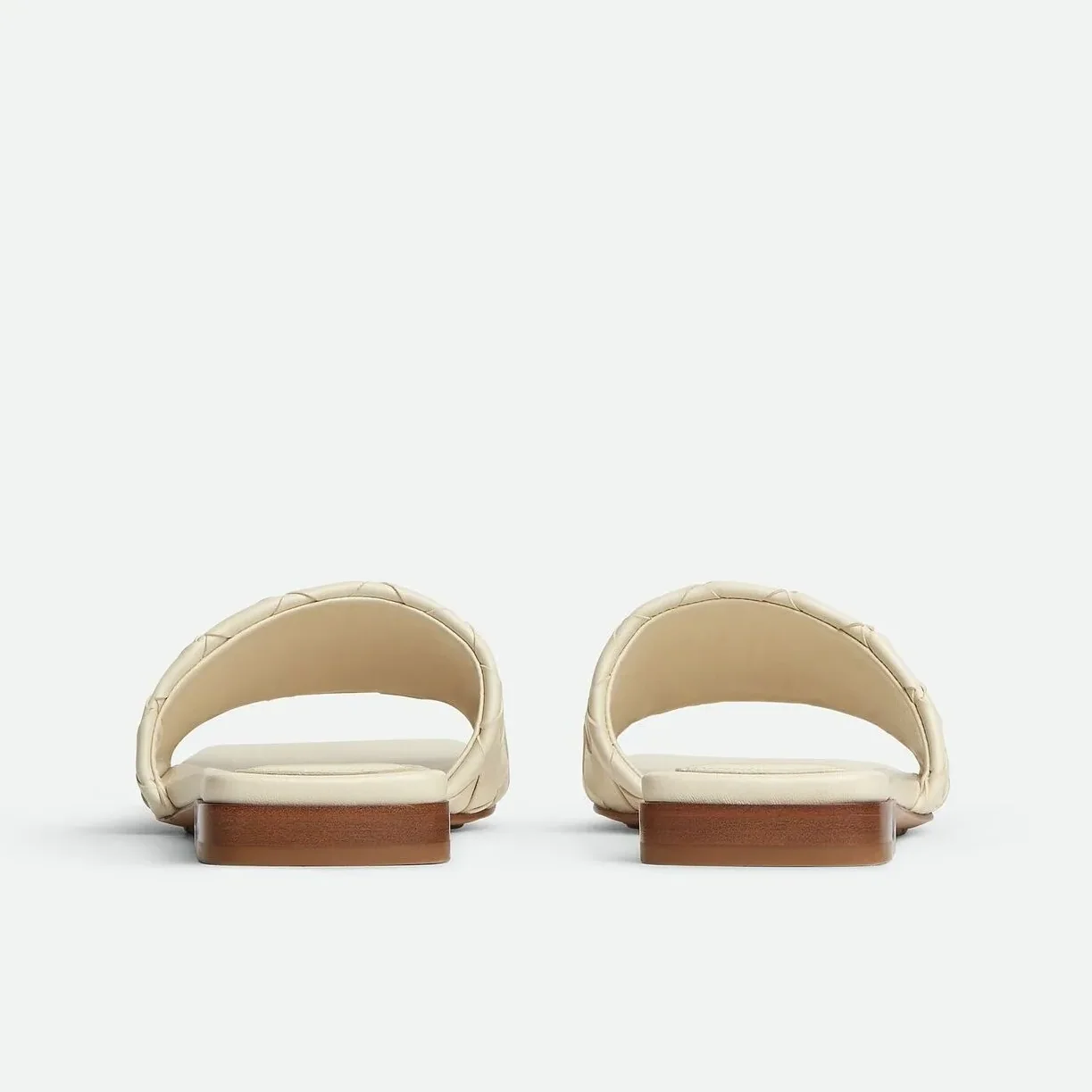 Bottega Veneta Parco Flat Mule Sea Salt Bottega Veneta Parco Flat Mule Sea Salt
