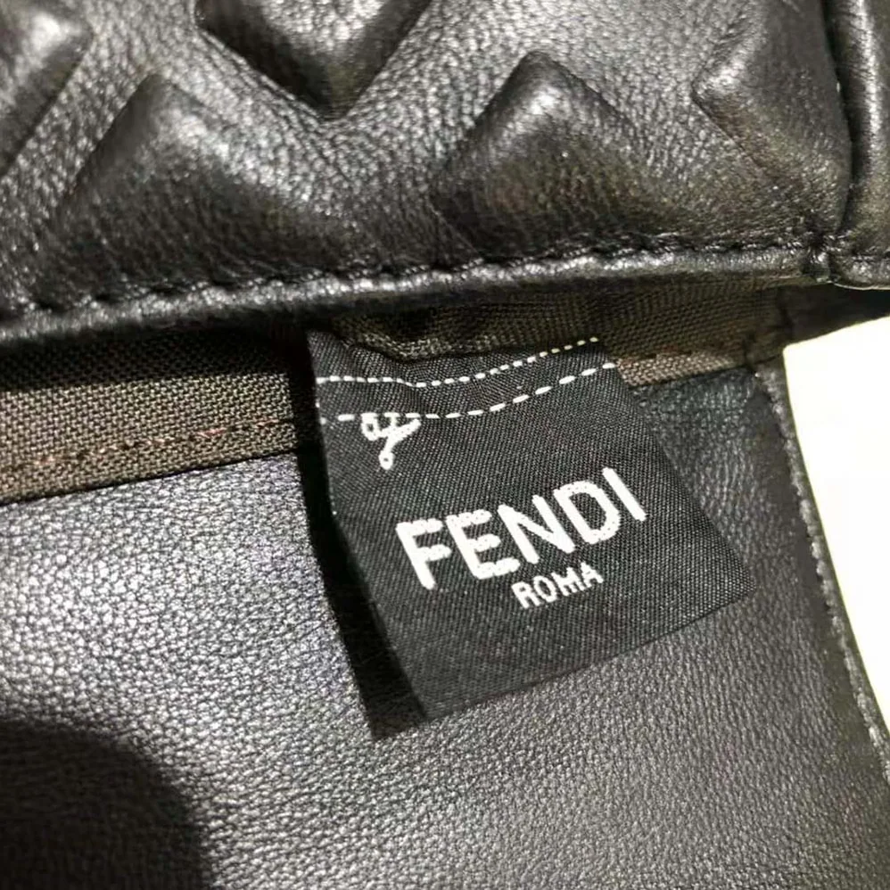 Fendi Iconic Mini Baguette Black Leather Bag for Women Fendi Iconic Mini Baguette Black Leather Bag for Women