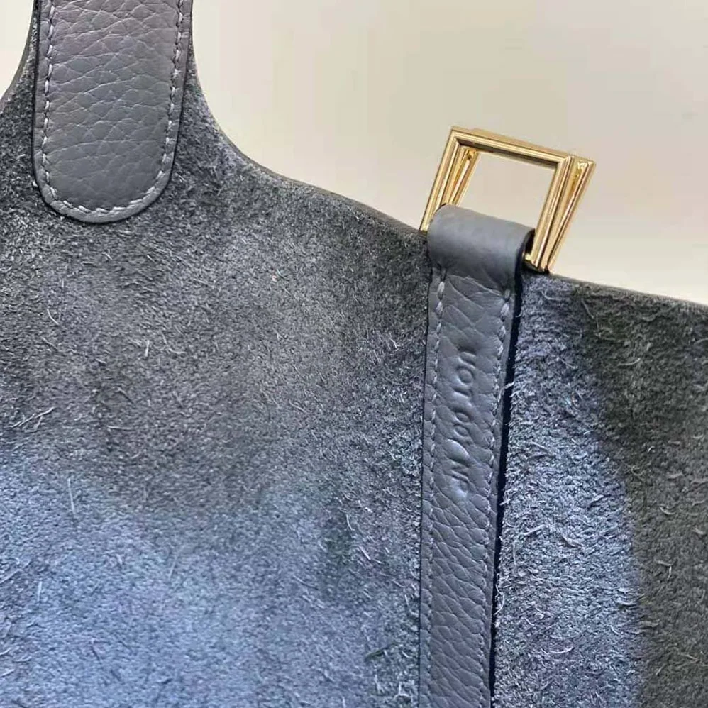 Hermes Picotin Lock 18cm in Clémence leather for Women in Gray Hermes Picotin Lock 18cm in Clémence leather for Women in Gray