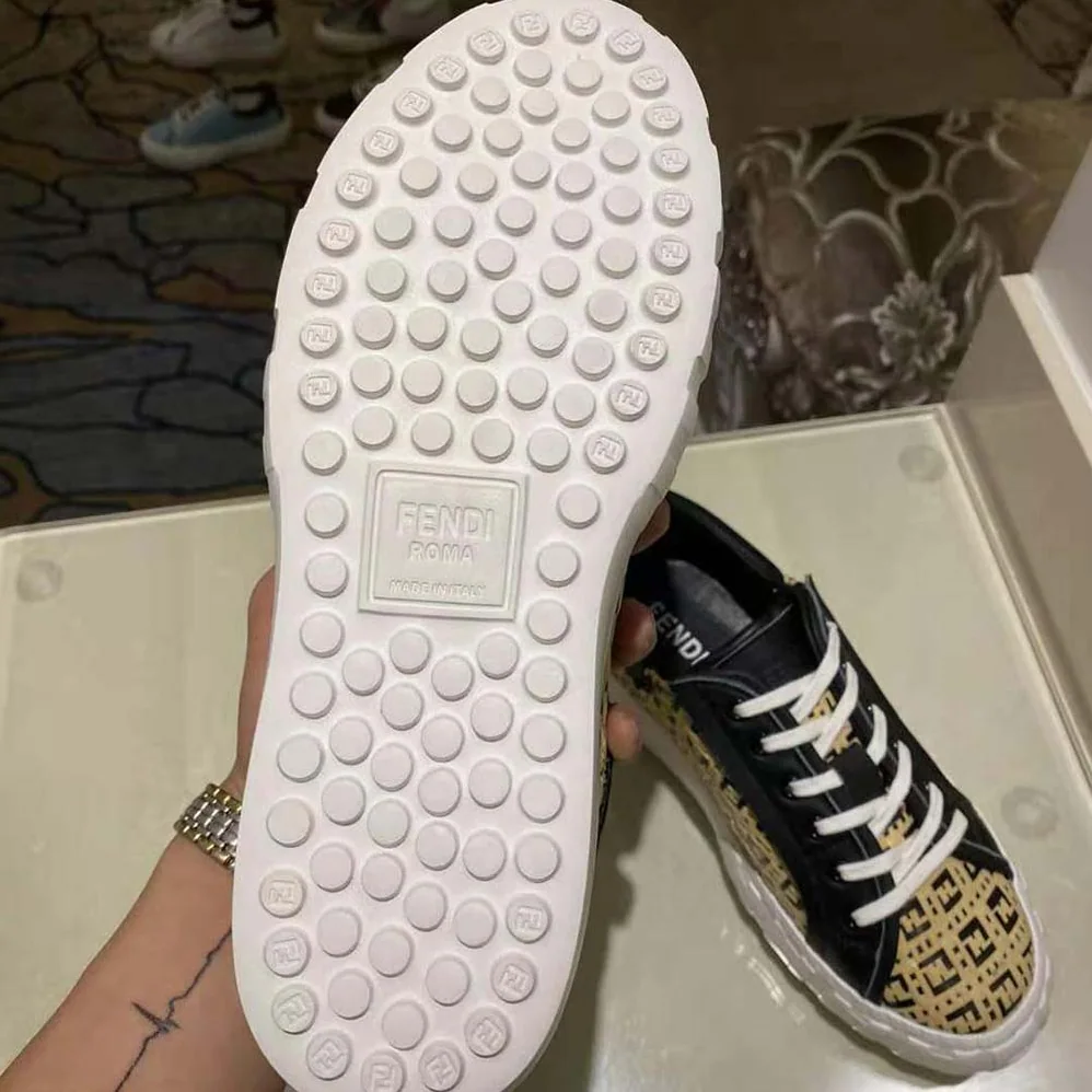 Fendi Sneakers Natural Raffia Low-Tops for Women in Beige