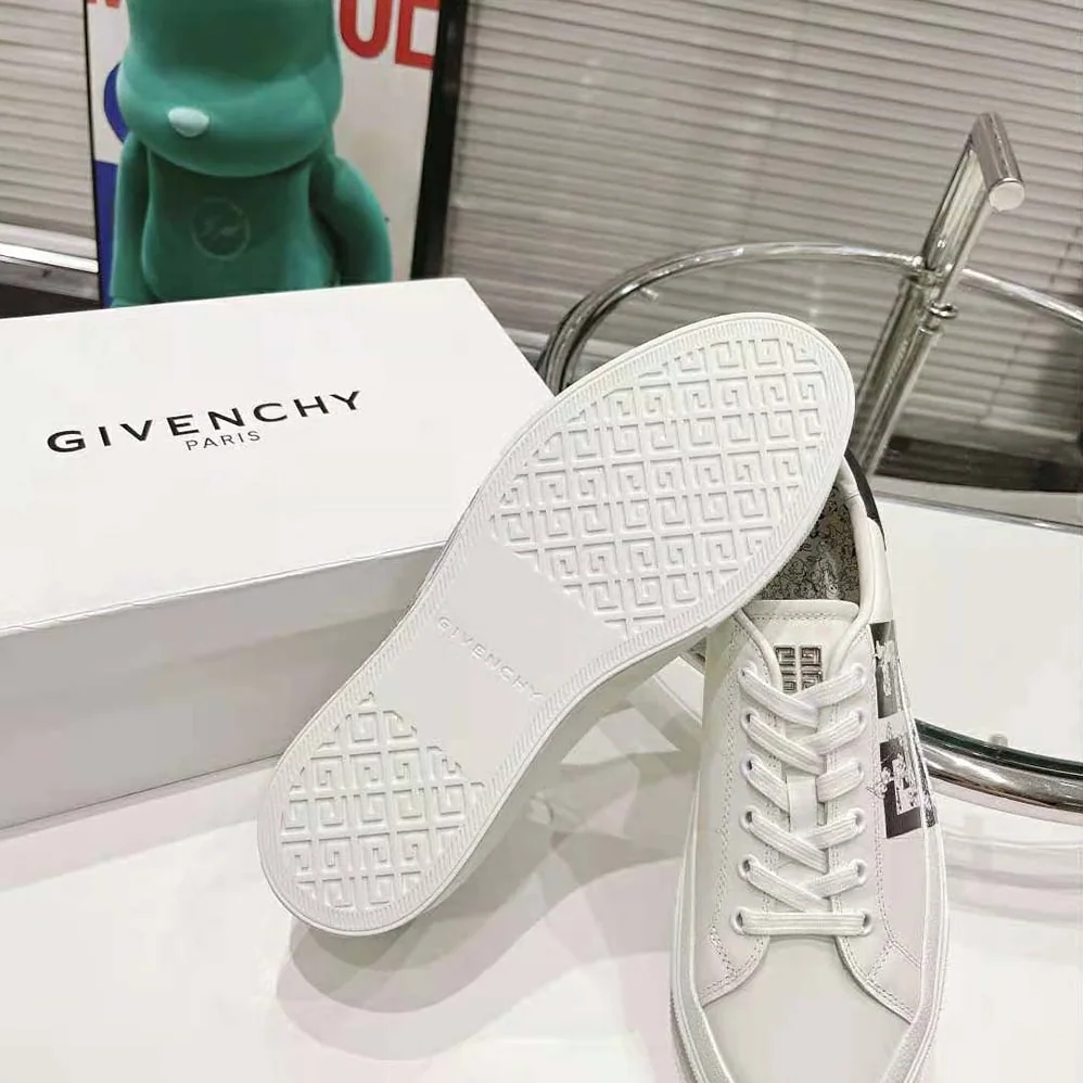 Givenchy 101 Dalmatians City Sport Sneakers in Leather for Men