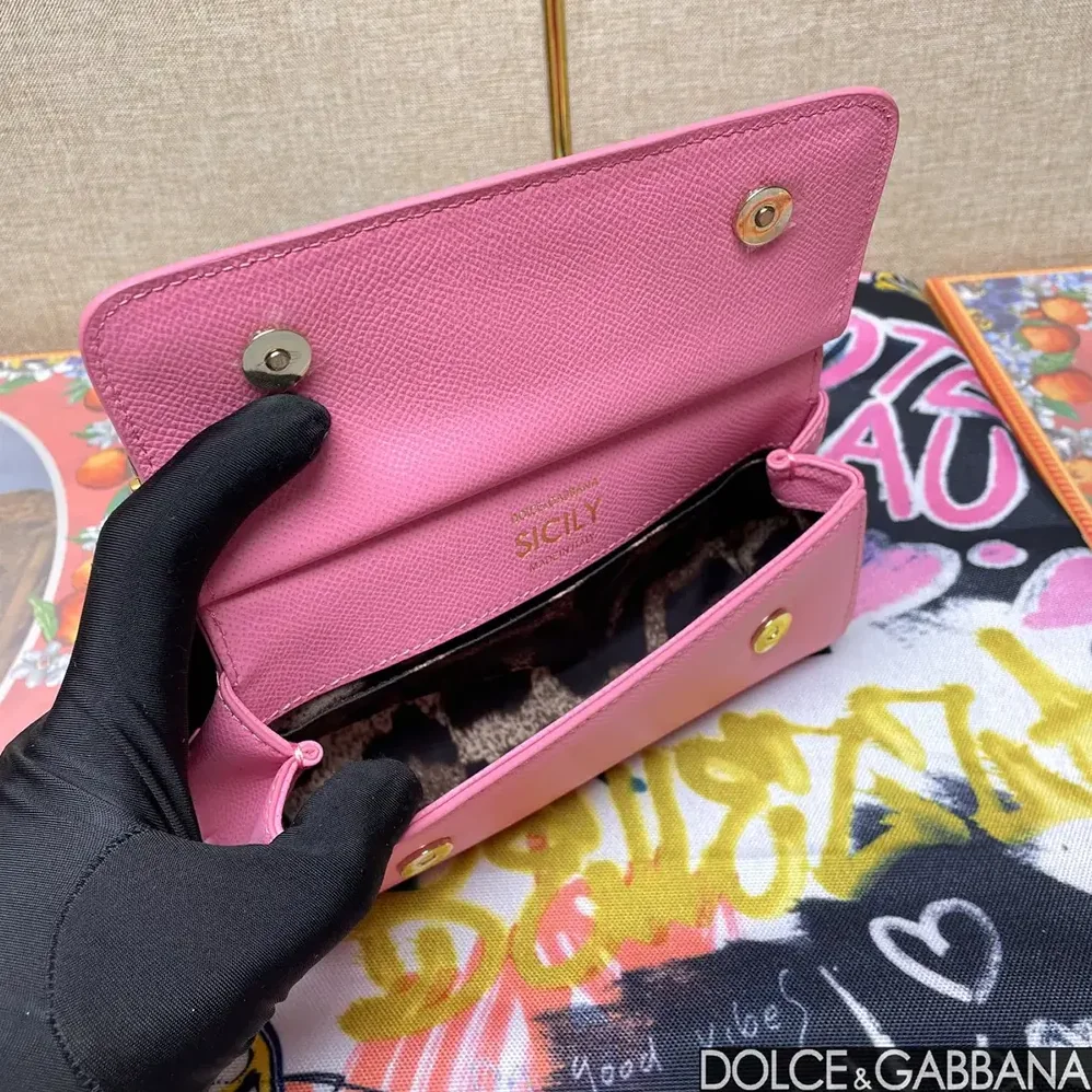 Dolce Gabbana D&G Small Sicily Handbag for Women in Pink
