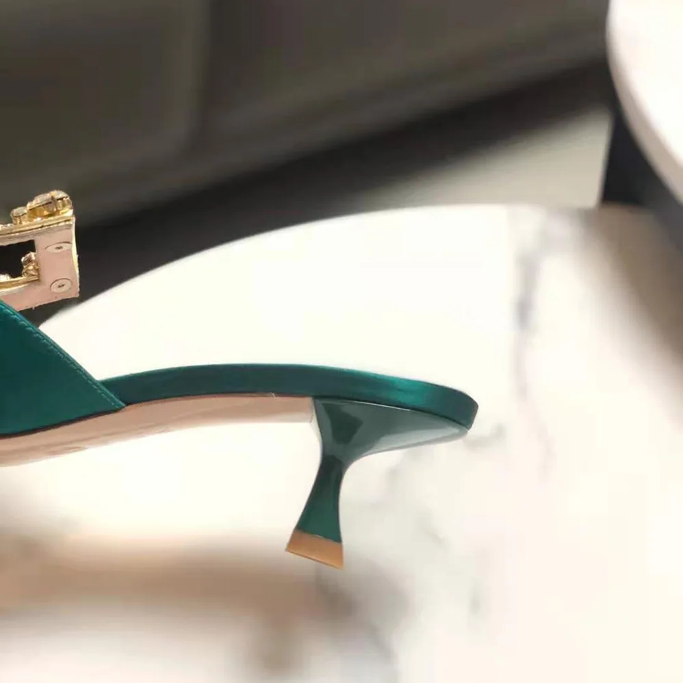 Roger Vivier Broche Vivier Buckle Mules in Satin 4.5 cm Heel for Women in Green Roger Vivier Broche Vivier Buckle Mules in Satin 4.5 cm Heel for Women in Green